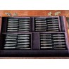 Ménagère ERCUIS dans son cabinet