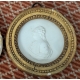 Paire de médaillons en biscuit