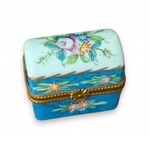 Boite en porcelaine "Rose" de Limoges