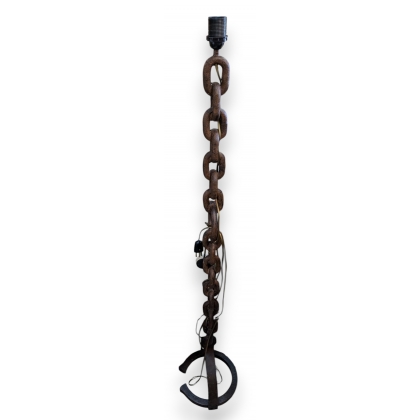 Lampadaire chaîne brutaliste en fer forgé