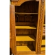 Armoire fribourgeoise richement sculptée