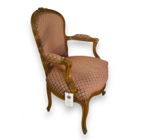 Fauteuil style Louis XV cabriolet