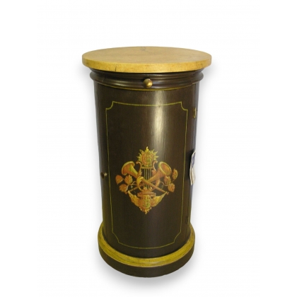 Somno laqué et décoré