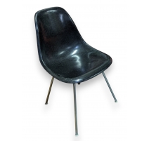 Chaise DSX par Charles & Ray Eames - noire