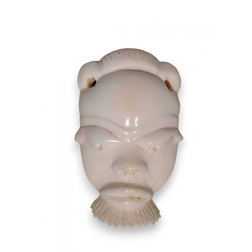 Pendentif Tête africaine en ivoire