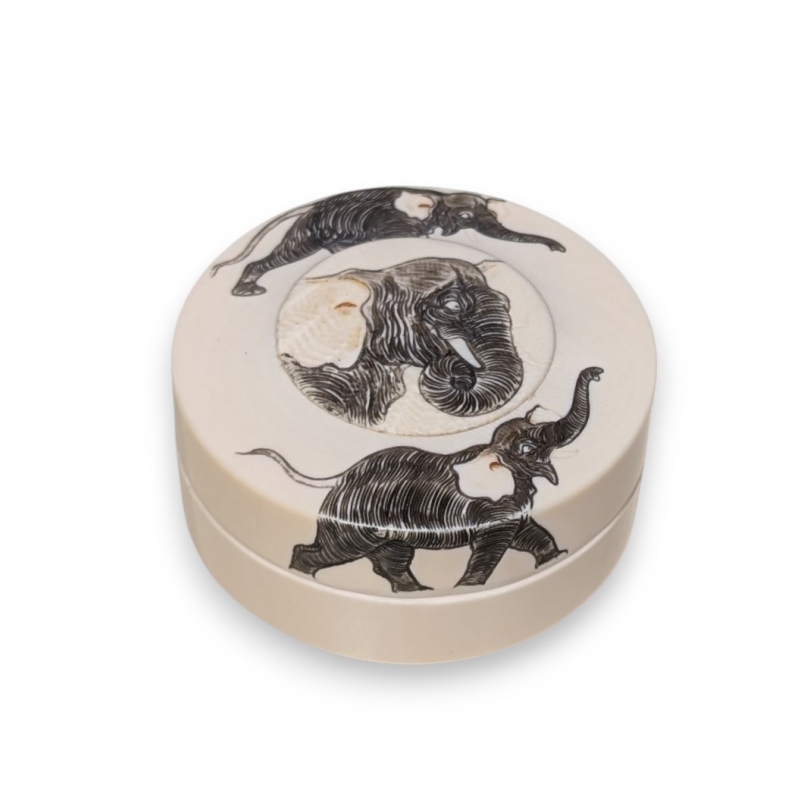 Boite Elephants en ivoire