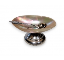 Coupe à caviar en argent et nacre