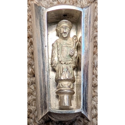 Amulette dans une boite en argent