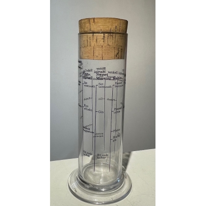 Shaker à cocktails suédois en verre