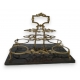Intérieur de cave à liqueur en bois et bronze