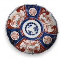 Assiette en porcelaine Imari