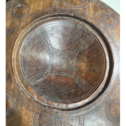 Bowl with wooden handles