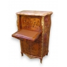 Secrétaire style Louis XV en bois de rose