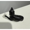 Chien couché en bronze