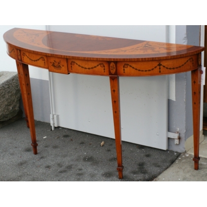 Half-moon mahogany console table at  Moinat SA  - Antiques and home décor