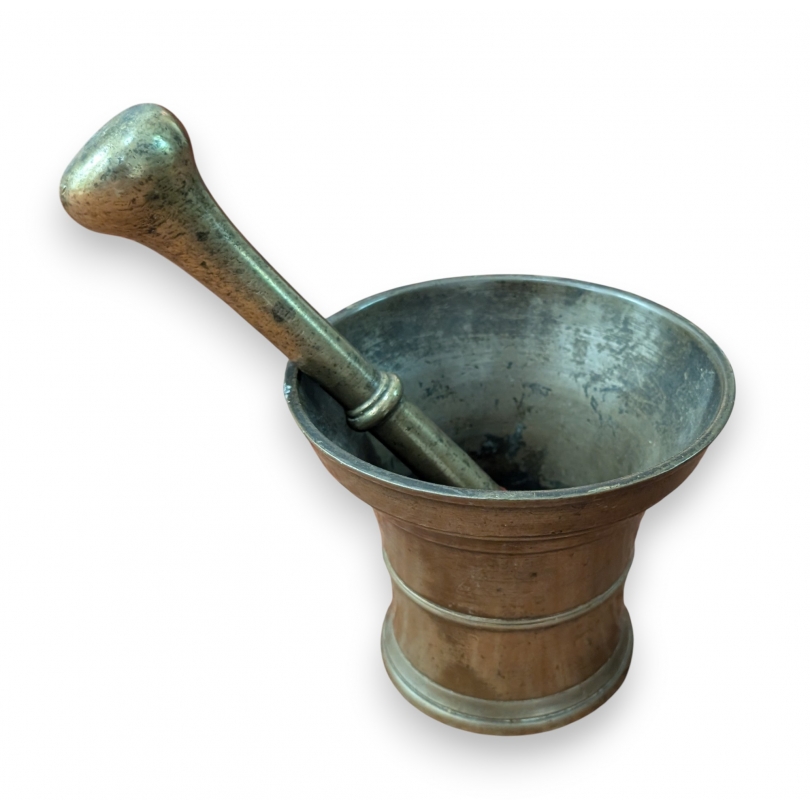 Bronze mortar