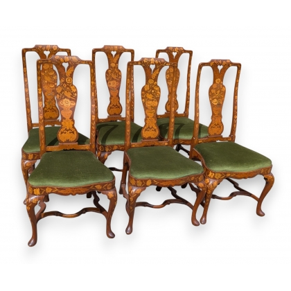 Suite de 6 chaises hollandaises à dossier haut