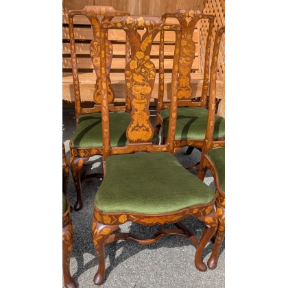Suite de 6 chaises hollandaises à dossier haut