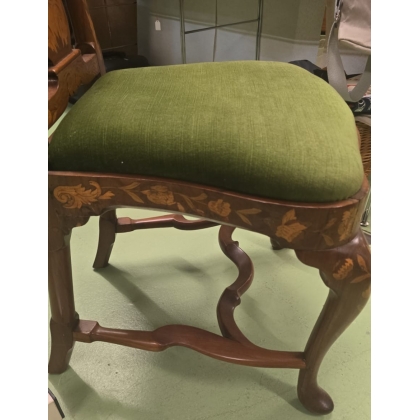 Suite de 6 chaises hollandaises à dossier haut