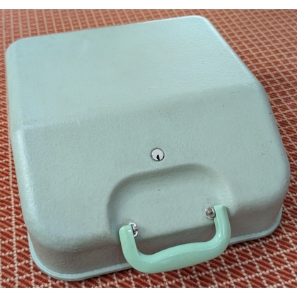 HERMES 3000 typewriter, green