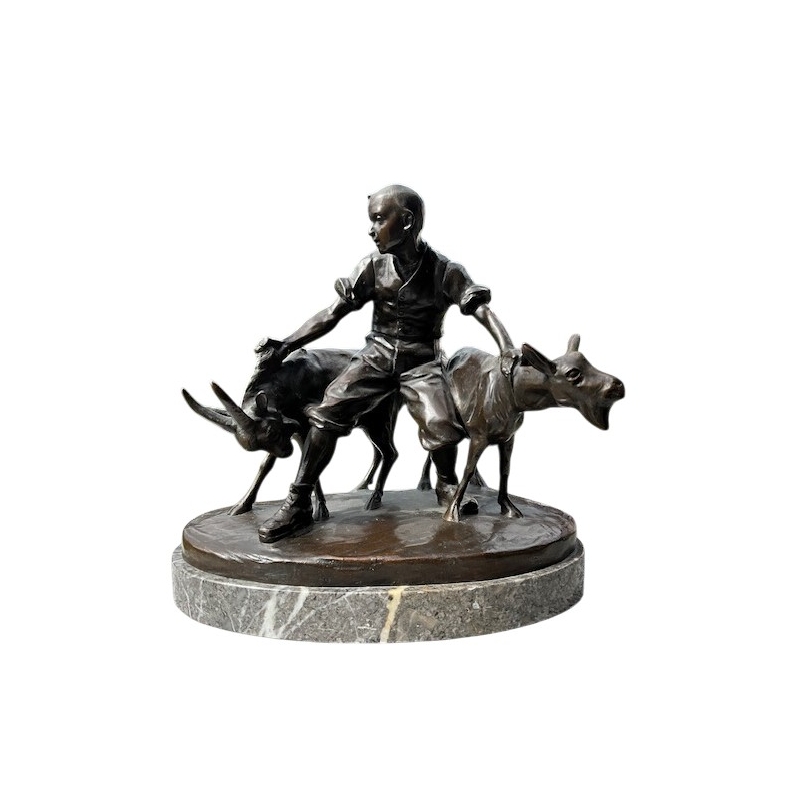 Bronze \"Chèvrier\" signé M. HILLER