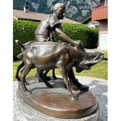 Bronze \"Chèvrier\" signé M. HILLER