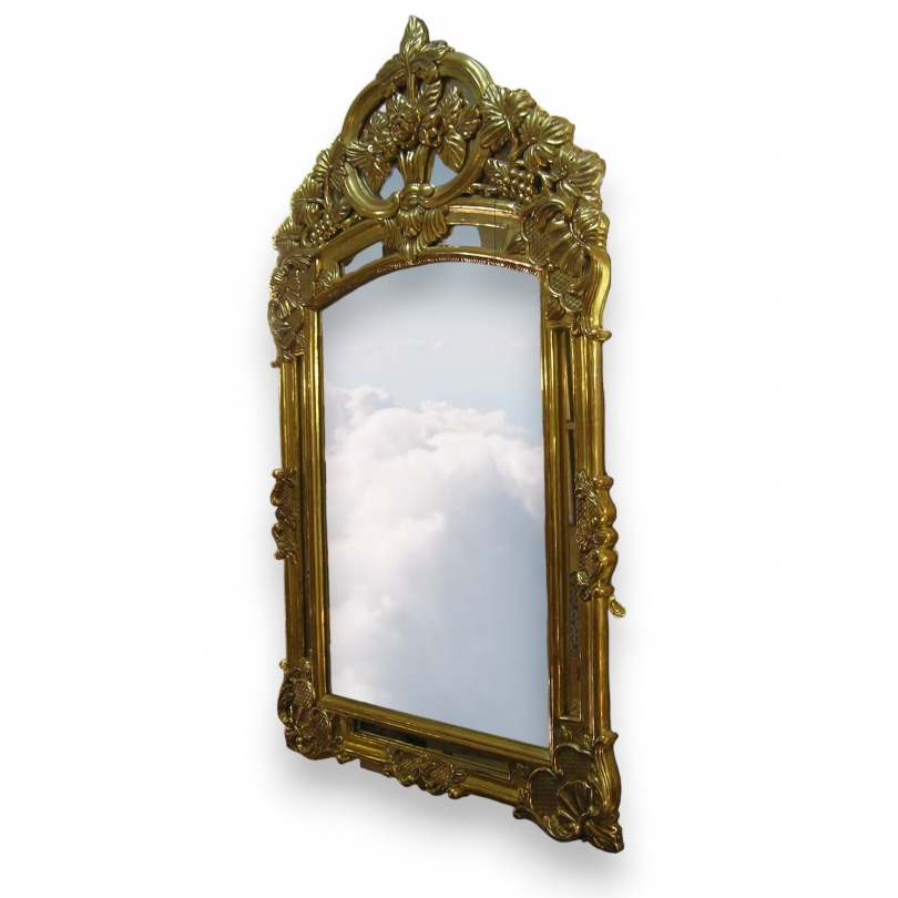 Miroir style Louis XV en bois sculpté