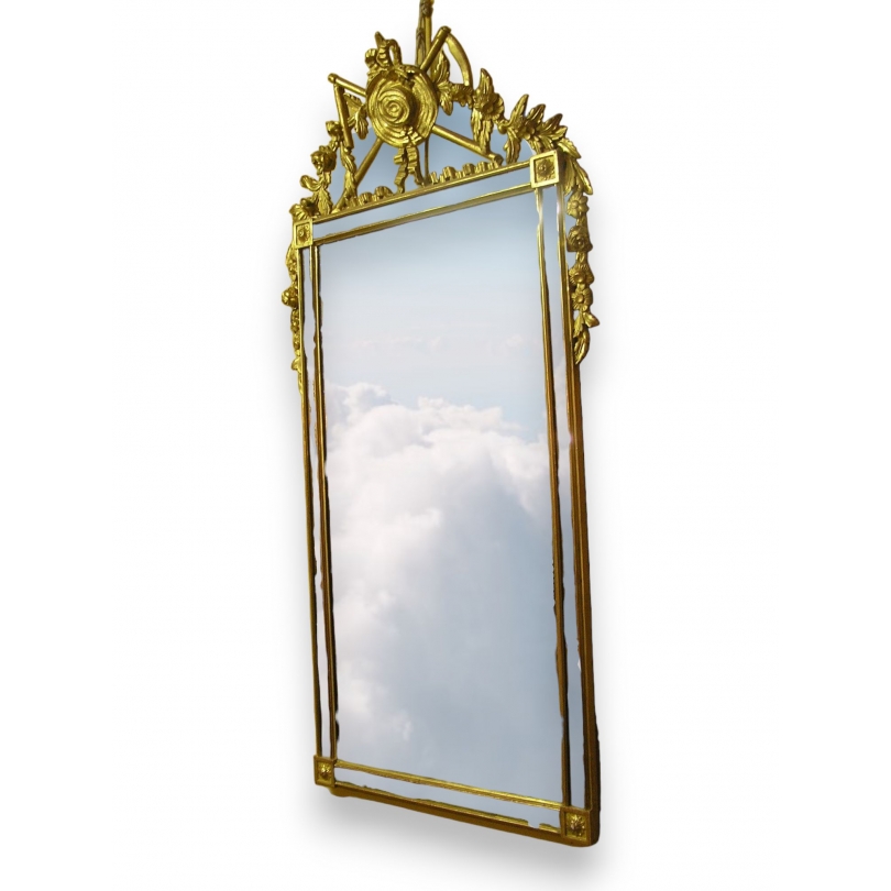  Miroir style Louis XVI en bois doré sur  Moinat SA  - Antiquités décoration