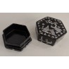 Boite hexagonale en laque et nacre