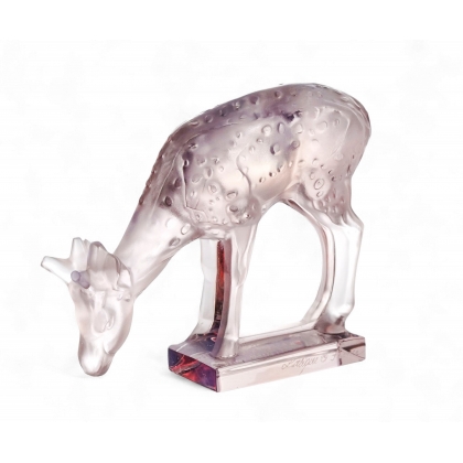Daim en verre opalescent signée LALIQUE France