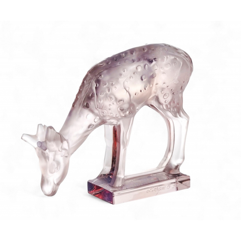 Daim en verre opalescent signée LALIQUE France