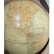 Globe terrestre de parquet par Girard, Barrère