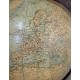 Globe terrestre de parquet par Girard, Barrère