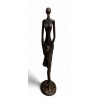 Femme africaine en bronze monogrammé GA
