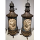 Paire de vases rouleaux montés en lampes à huile