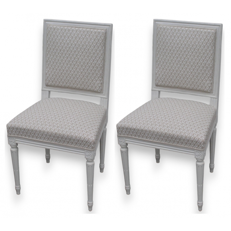 Paire de chaises style Louis XVI peintes en blanc