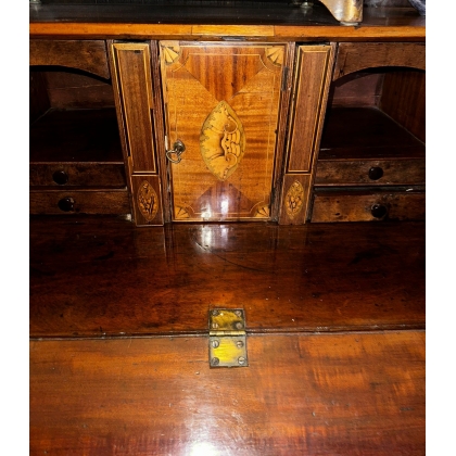 Bureau-Commode anglais à 5 tiroirs