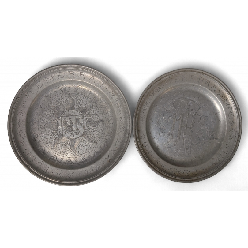 Paire de plats "Genève" en étain