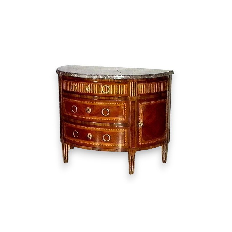 Commode demi-lune marquetée.