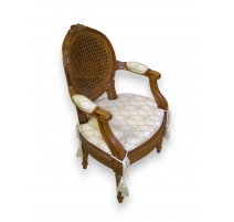 Fauteuil d'enfant style Louis XVI