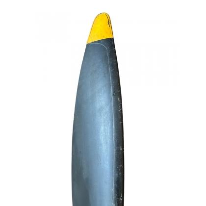 Hélice noire et jaune