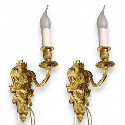 Pair of single-light Louis XIV-style wall lights