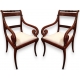 Paire de fauteuils à crosse Regency.