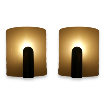 Pair of Plexiglas wall lights by Moinat SA – Antiques and home décor