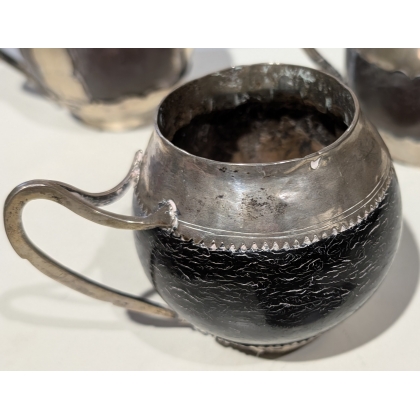 Lot de 4 tasses en noix de coco