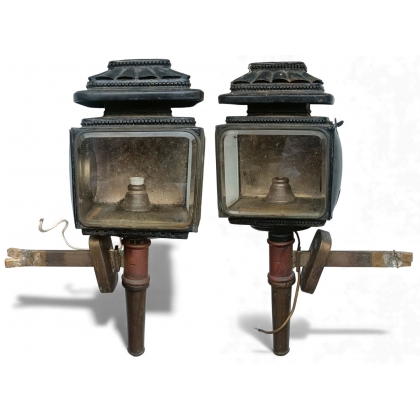 A pair of carriage lanterns by Giue-Panea