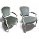Paire de fauteuils style Louis XV velours vert