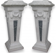 Paire de colonnes en marbre blanc et vert