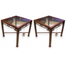 Paire de tables bouts de canapé en fer rouge