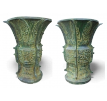 Paire de cache-pots ronds en bronze vert